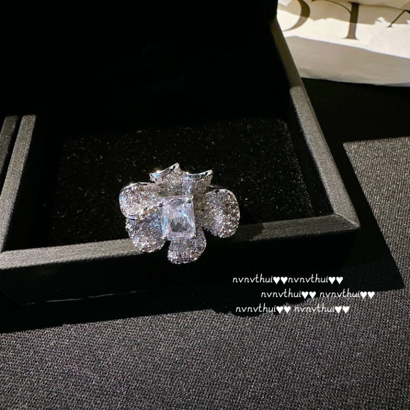 753K compressed flower zircon open ring